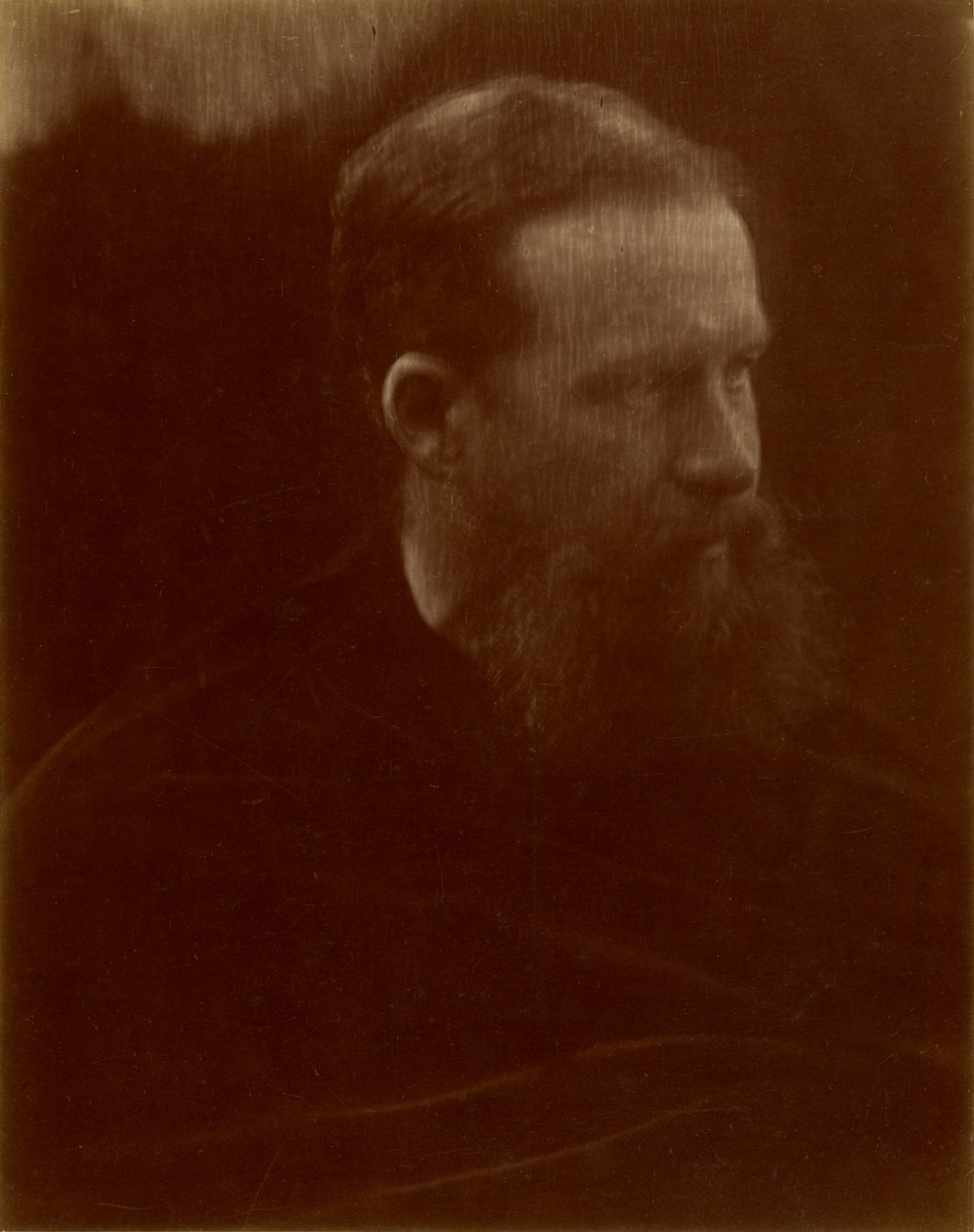[Portræt af en mand med skæg] af Julia Margaret Cameron