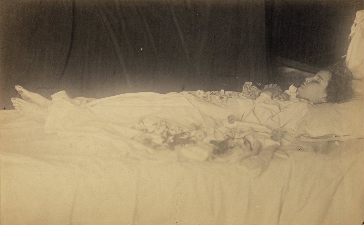 [Studie af et dødt barn]. af Julia Margaret Cameron