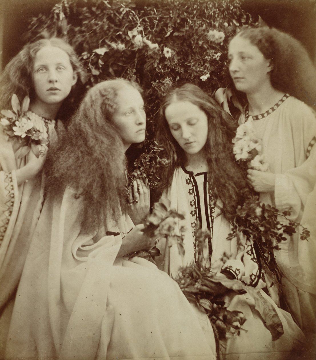 The Rose Bud Garden of Girls (albumin print) af Julia Margaret Cameron