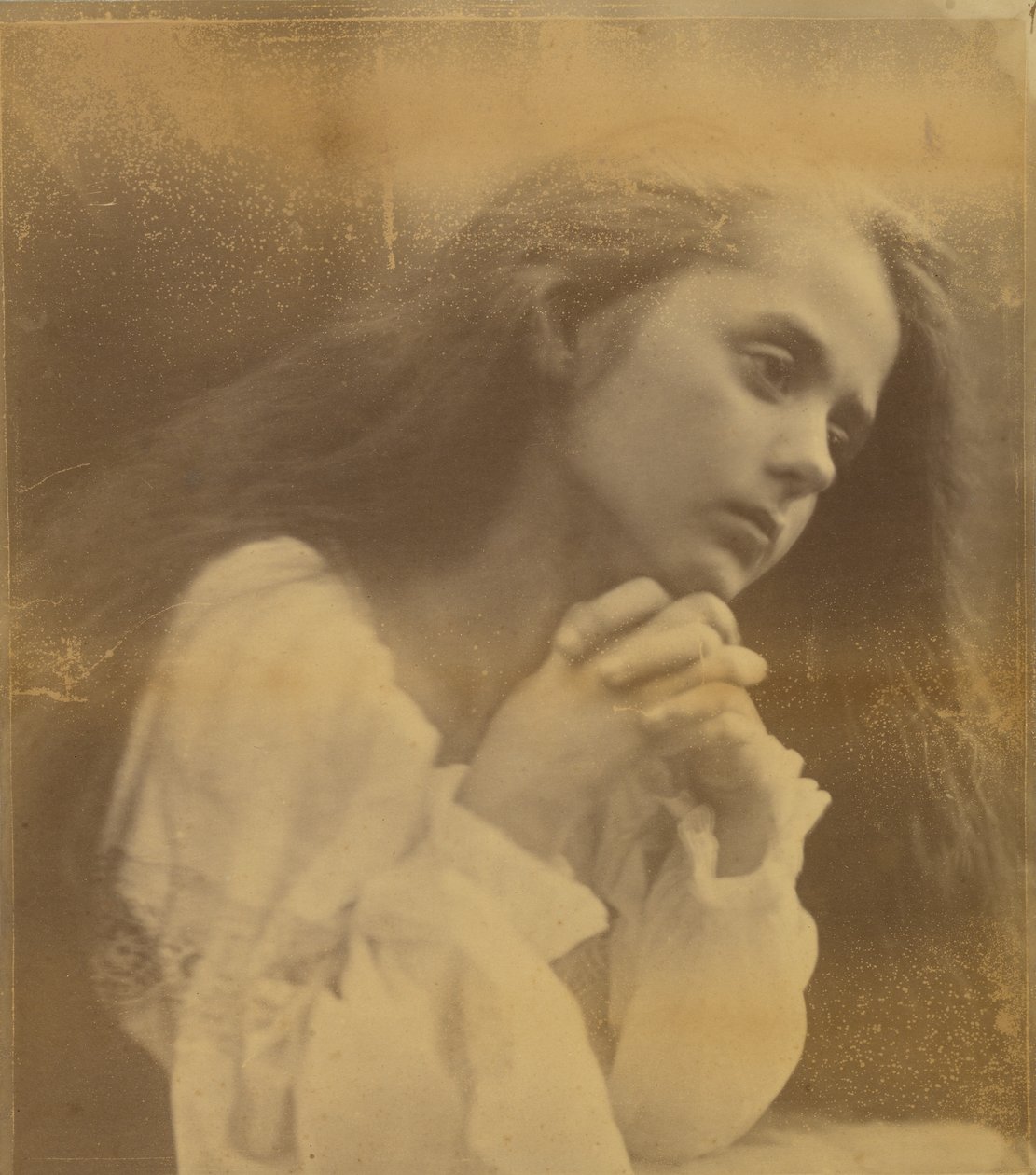 Ung pige i bøn af Julia Margaret Cameron