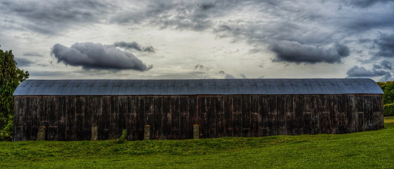 Long Old Barn II, 2020 (foto) af Katha Wood