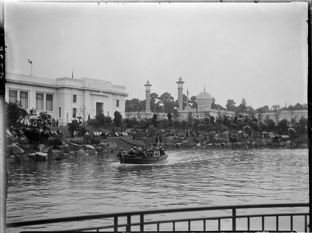 Wembley Park, Wembley Park, Brent, Greater London, 05/06/1924 (s/hvid foto) af Katherine Jean Macfee