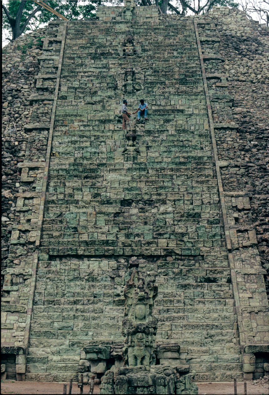 Copan, Hieroglyf-trappen, Tempel 26, Maya, Honduras, La Ruta Maya af Kenneth Garrett