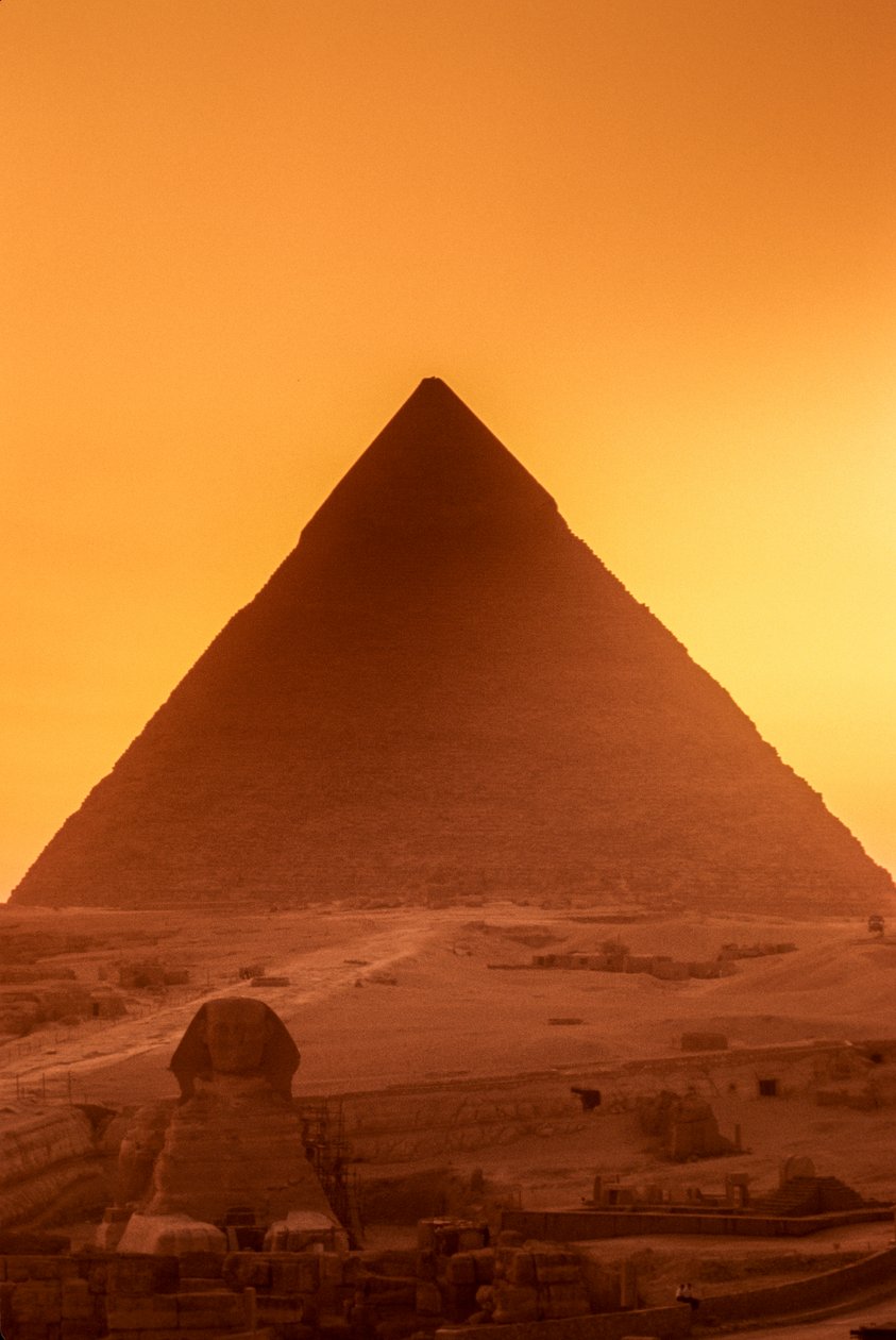 Egyptens gamle rige; Khafres pyramide og sfinksen; Giza; Egypten af Kenneth Garrett