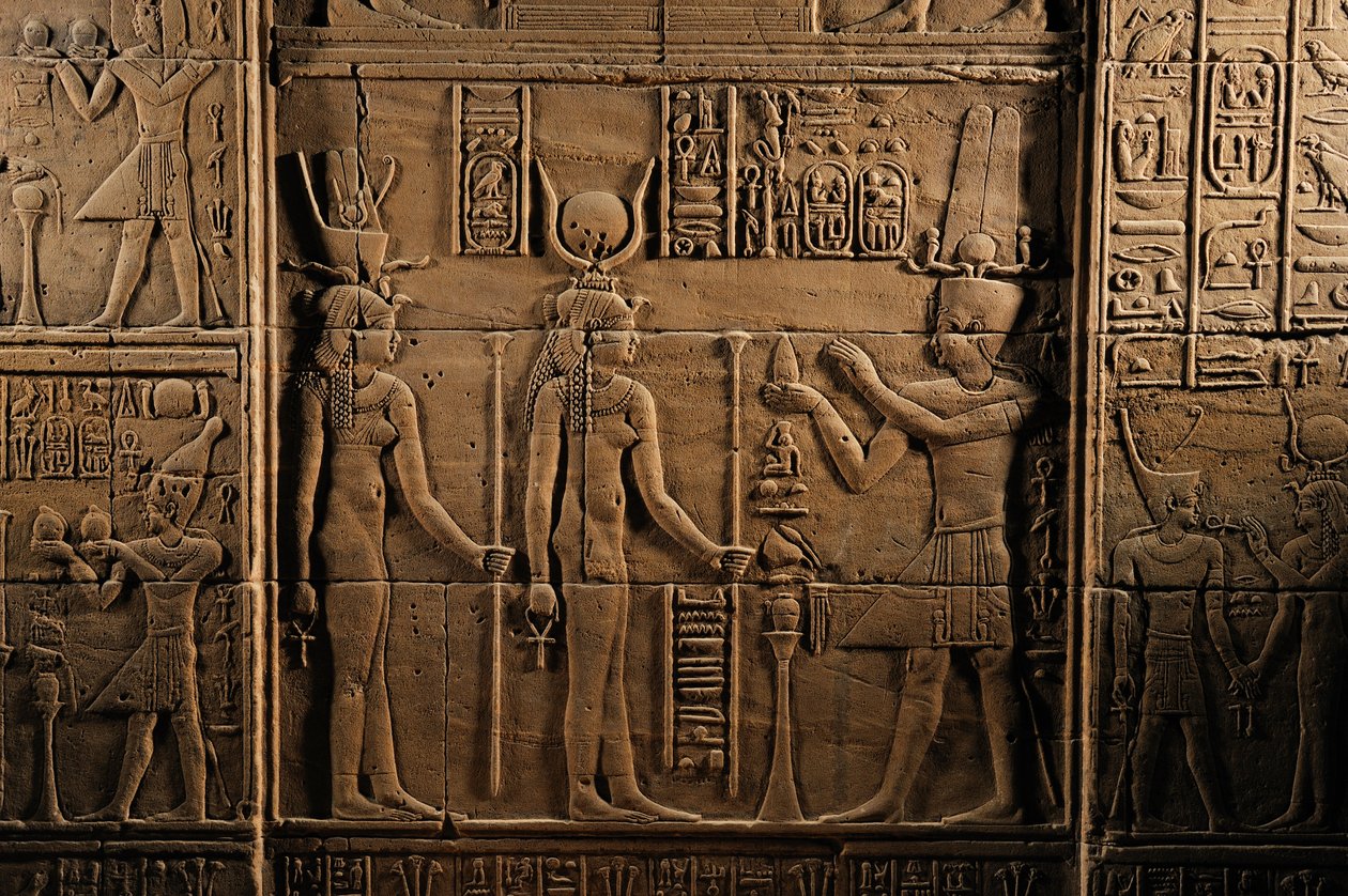 De sidste faraoer MM7836, Egypten, Philae-templet, Aswan, Ptolemæertiden, Isis-templet, Ptolemæus I..., 2011 (foto) af Kenneth Garrett