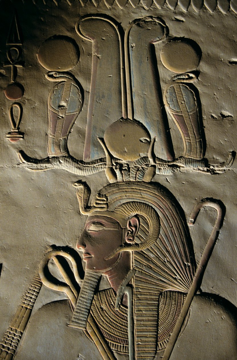 Relief fra Seti I-templet i Abydos, Egypten, Abydos; udskæring; figur; Seti; gud; krone..., 2005 (foto) af Kenneth Garrett