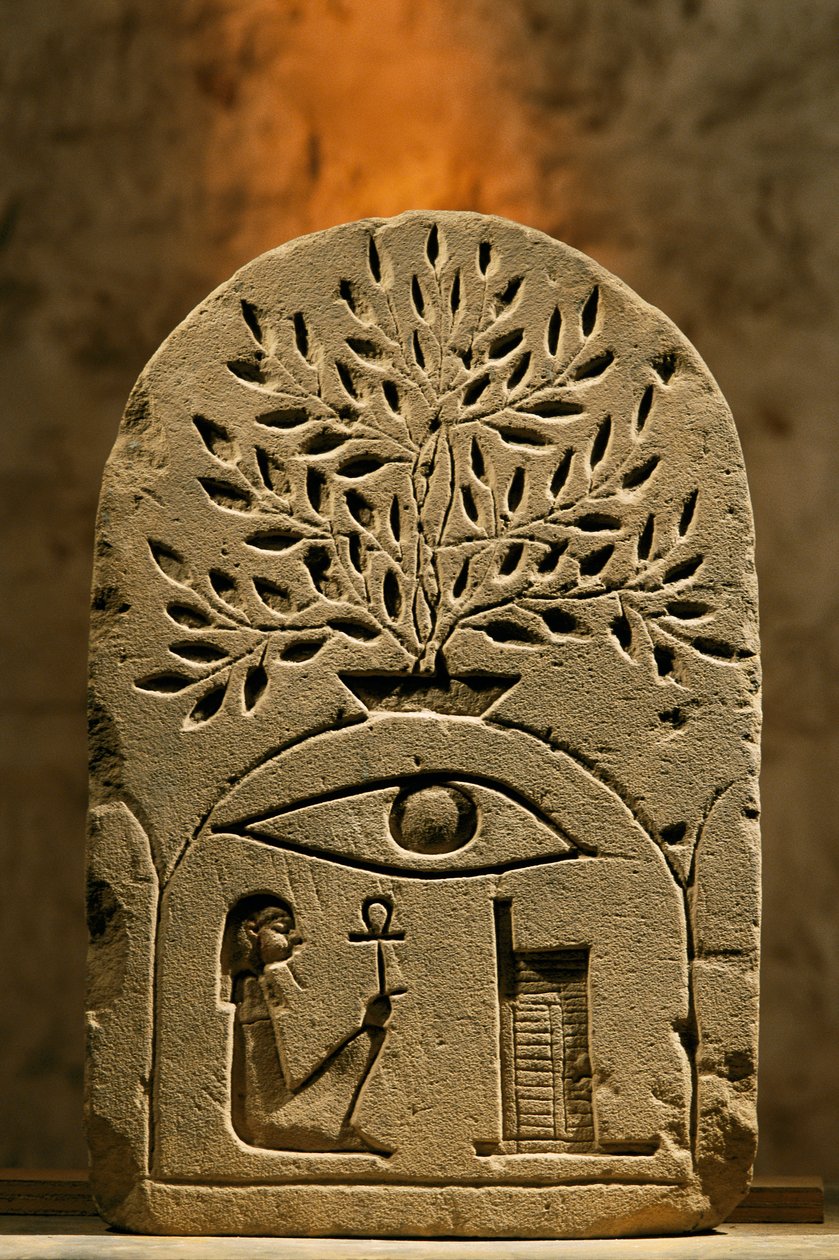 Sandstensstele til guden Osiris, 2002 (foto) af Kenneth Garrett