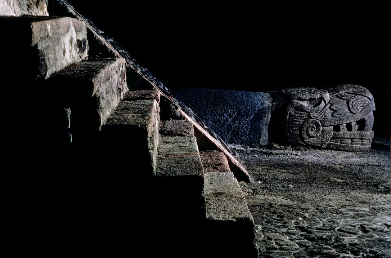 Slangekopi på det store tempel, Tenochtitlan, Templo Mayor, Aztec, Mexico, Mexico Ci..., 2010 (foto) af Kenneth Garrett