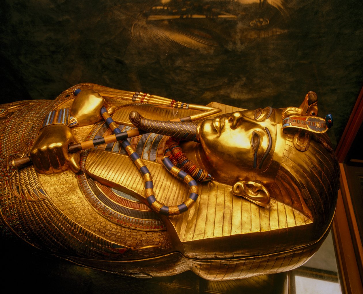 Kongernes Dal, gylden kiste, Tutankhamon, som indeholdt hans mumie, Egypten, 2009 (foto) af Kenneth Garrett