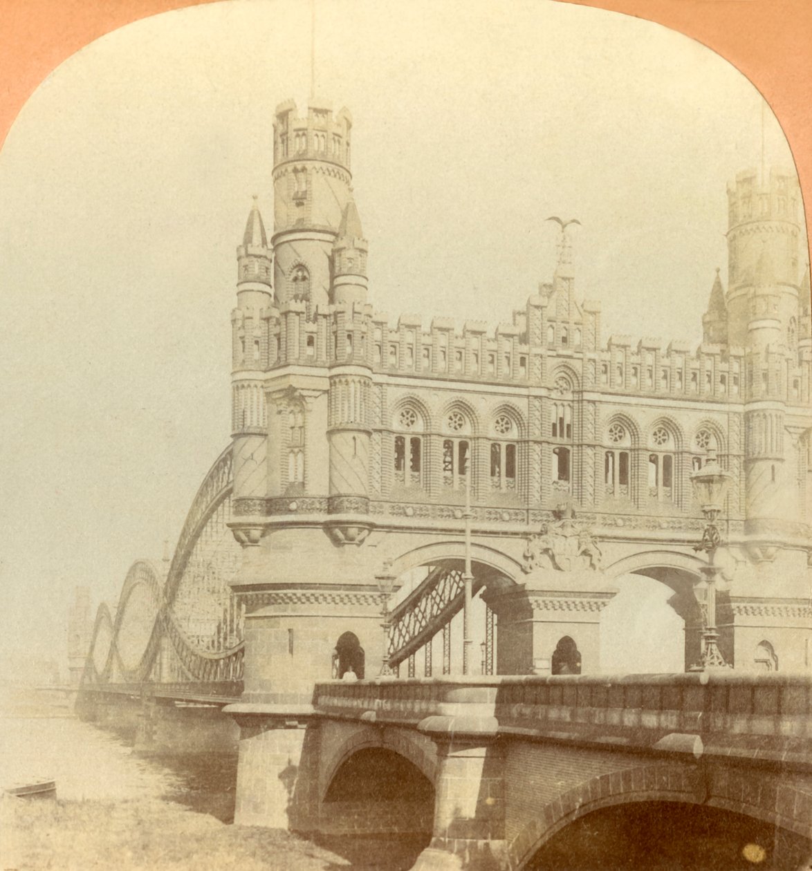 Kaiser Bridge, Hamborg, Tyskland, 1896. af Keystone View Company