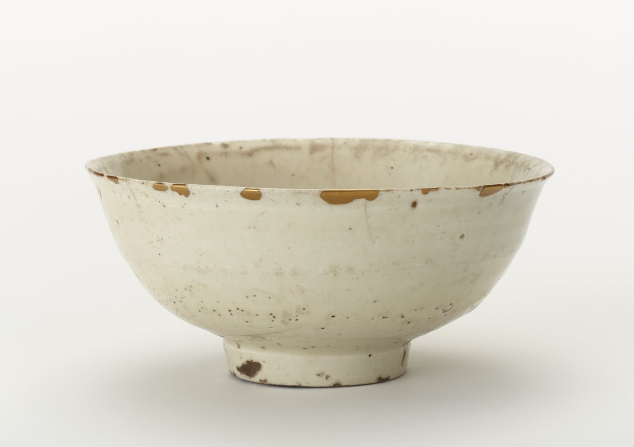 Teskål (koraijawan), slutningen af 1500-begyndelsen af det 17. århundrede (porcelæn med gennemsigtig glasur, reparationer af guldlak) af Korean School