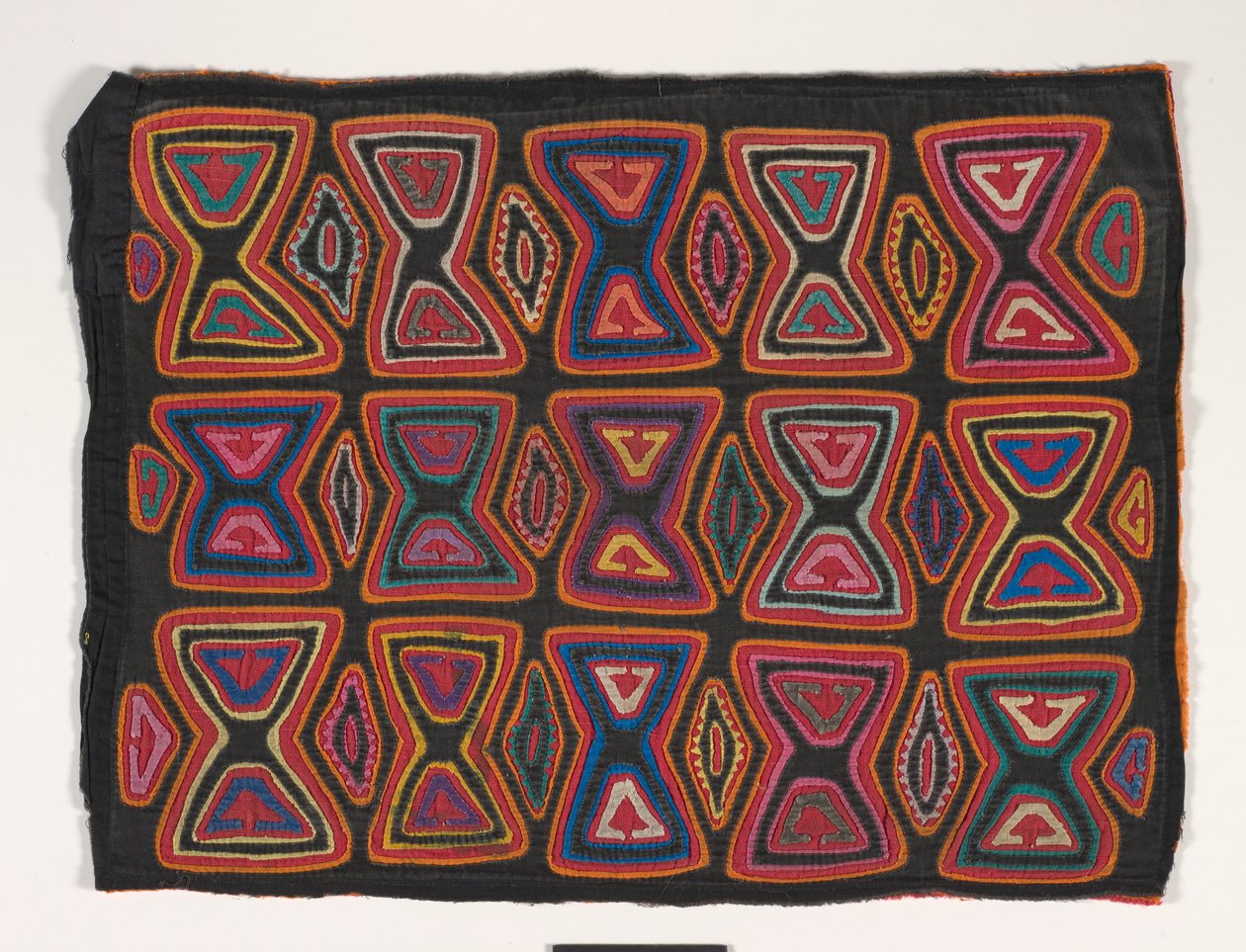 Skjortepanel (mola) (påført bomuld) af Kuna Indian Culture