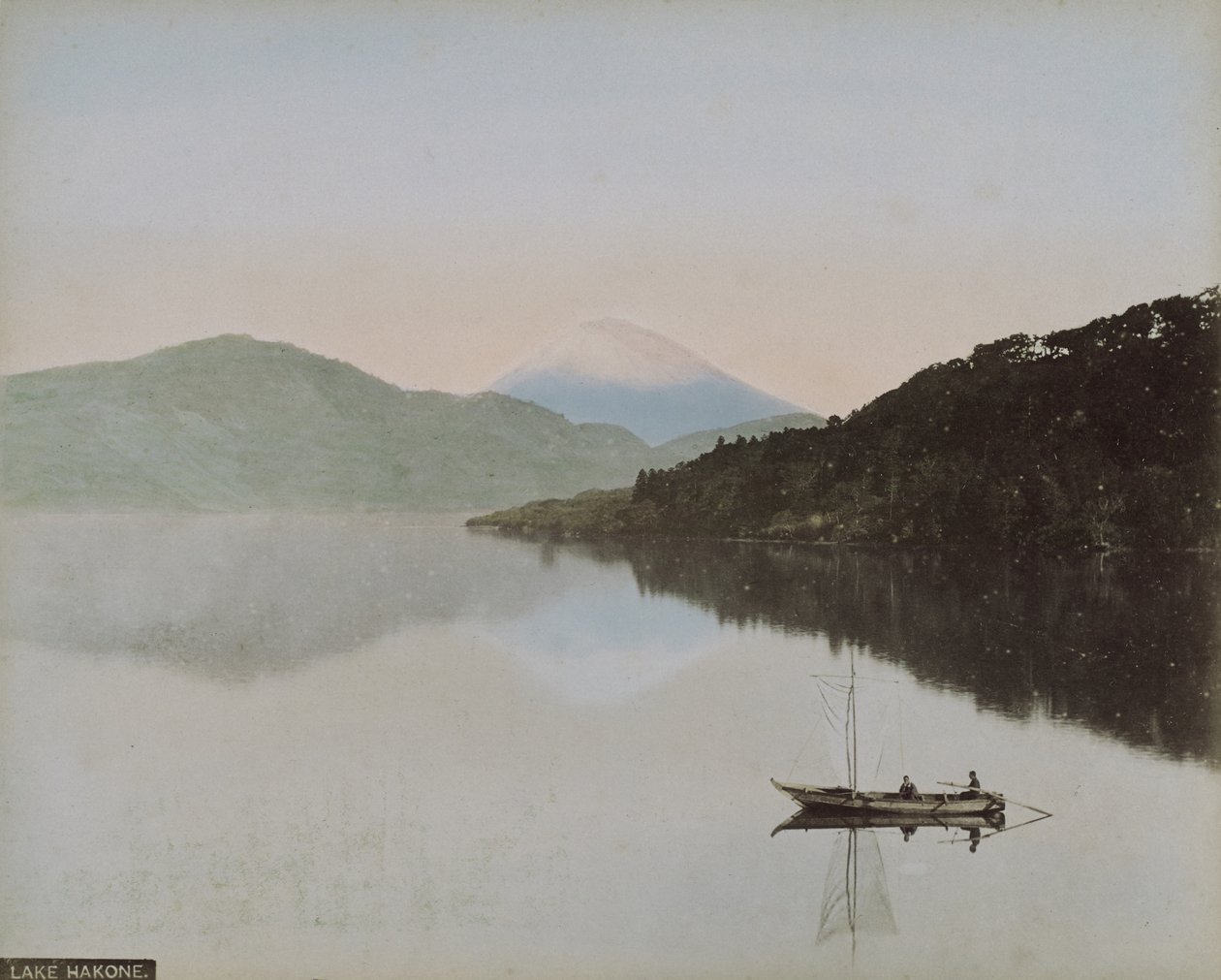 Fuji-Yama fra nærheden af Numadzu, ca.1890 (albumen-sølvtryk med påført farve) af Kusakabe Kimbei