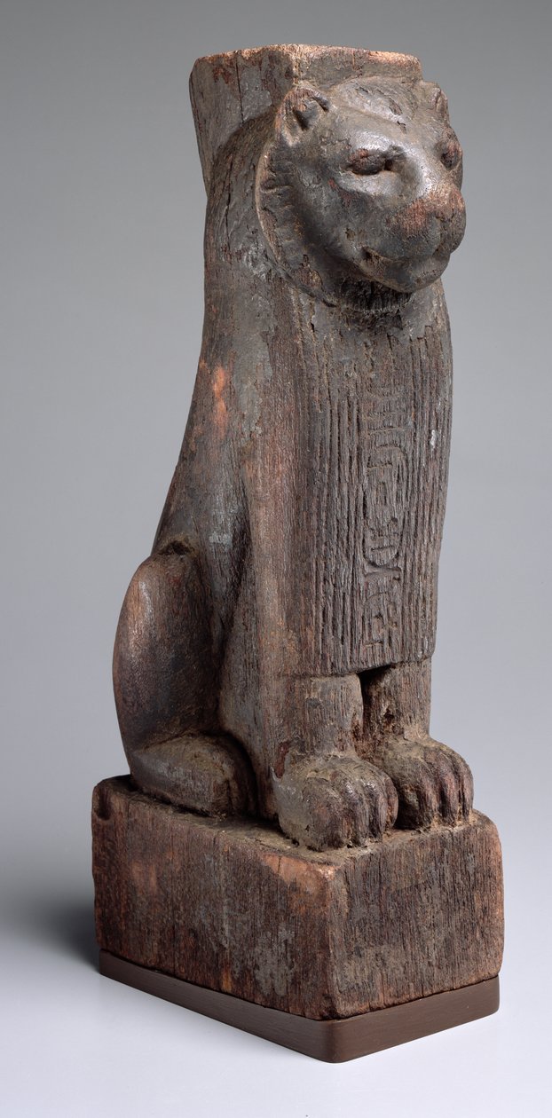 Løve siddende på en base indskrevet for kong Aspelta, fra Sudan, Napatan-perioden, ca. 590 f.Kr. (træ) af Late Period Egyptian
