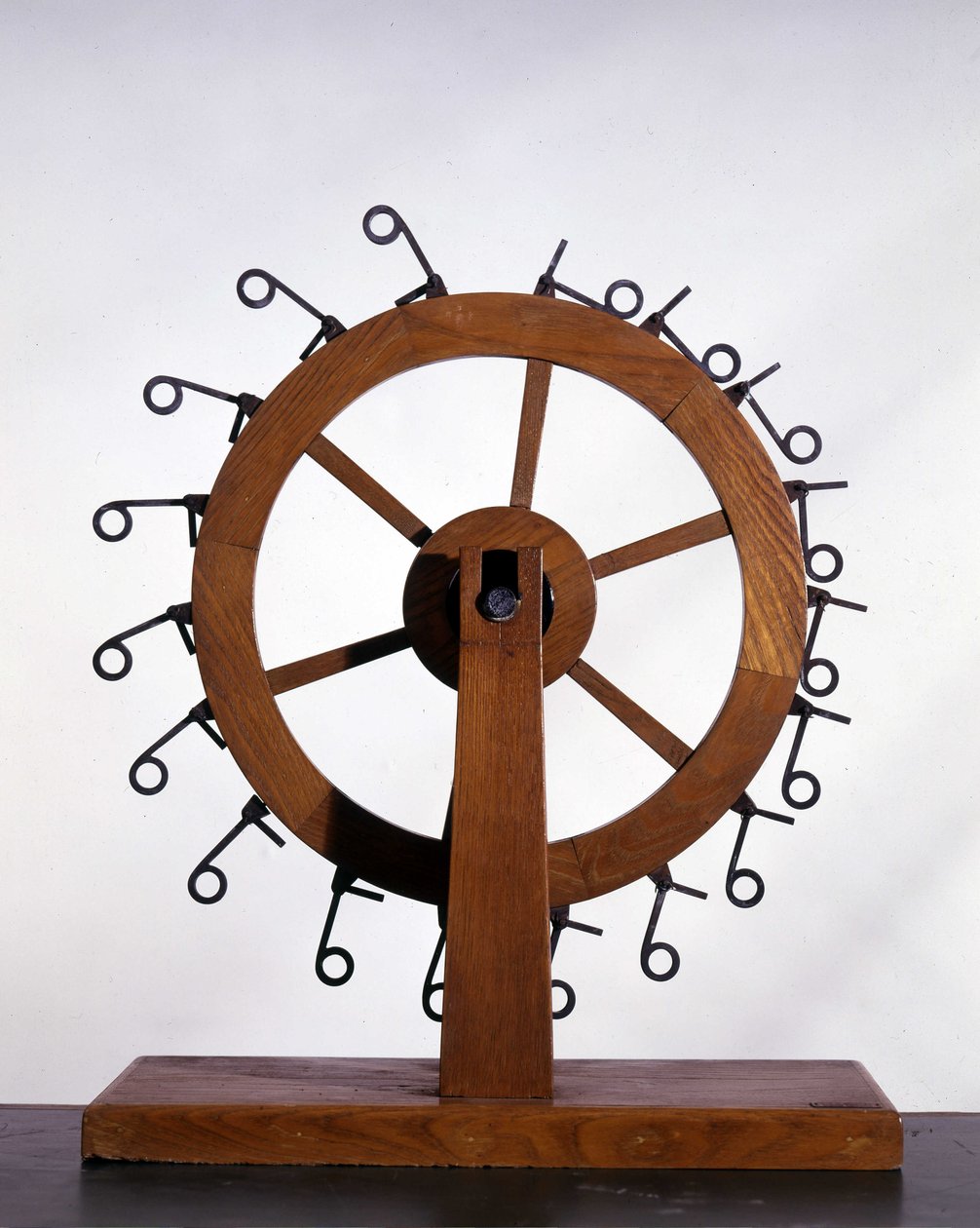 Perpetual Motion af Leonardo da Vinci (Leonardo da Vinci) - Museum for Videnskab og Teknikker af Leonardo da Vinci, i Milano. af Leonardo da (after) Vinci