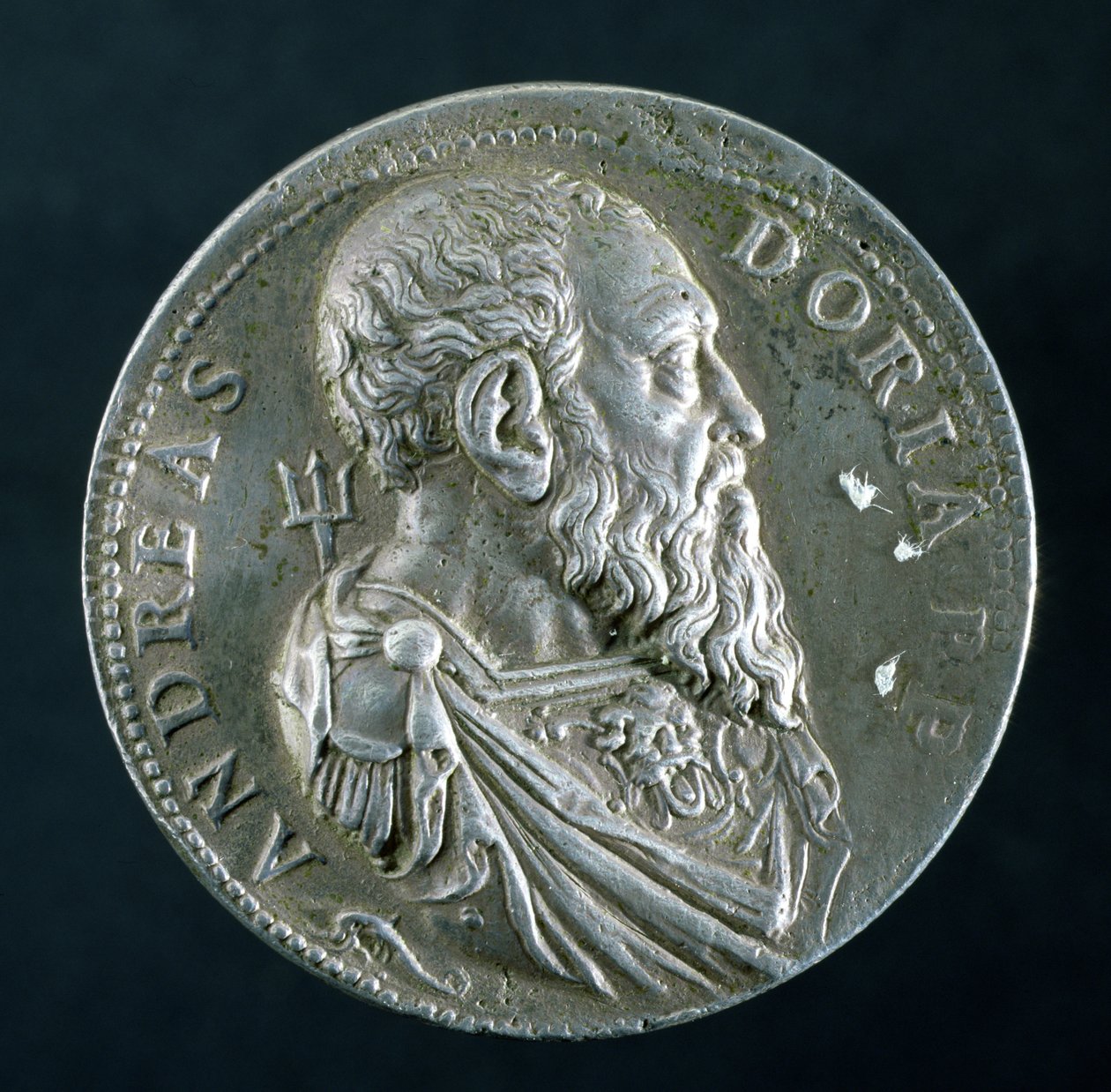 Portrætmedaljon af Andrea Doria (1466-1560) (forside), ca. 1541 (sølv) (se 122338 for bagside) af Leone Leoni