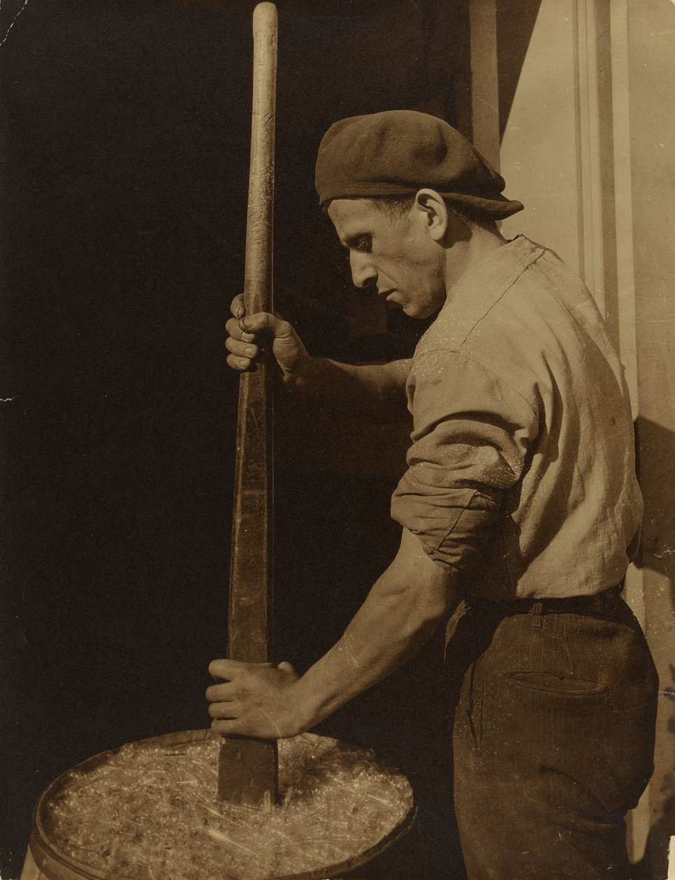 Fabriksarbejder af Lewis W. Hine