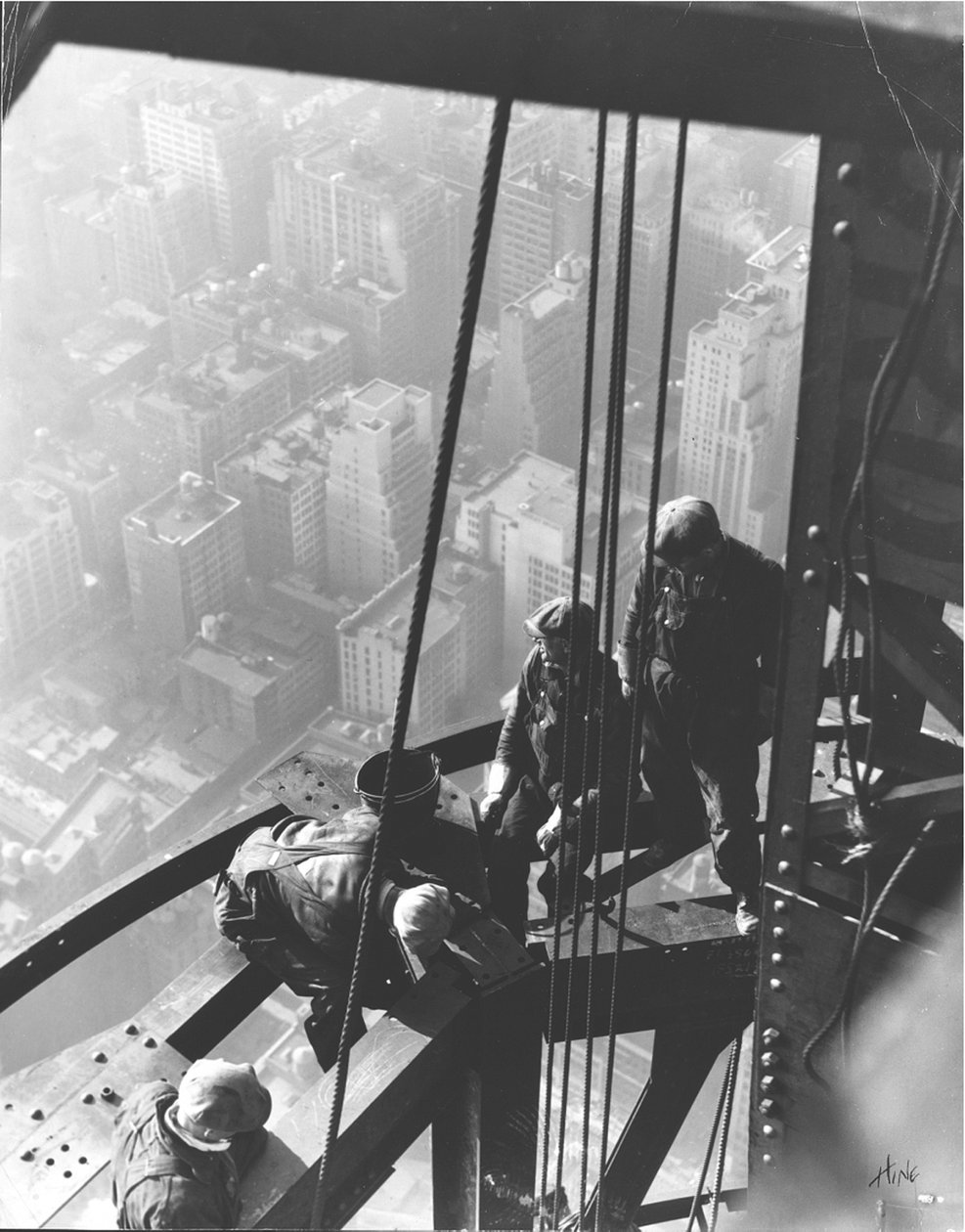 Empire State Building, New York City, ca. 1930 af Lewis Wickes Hine