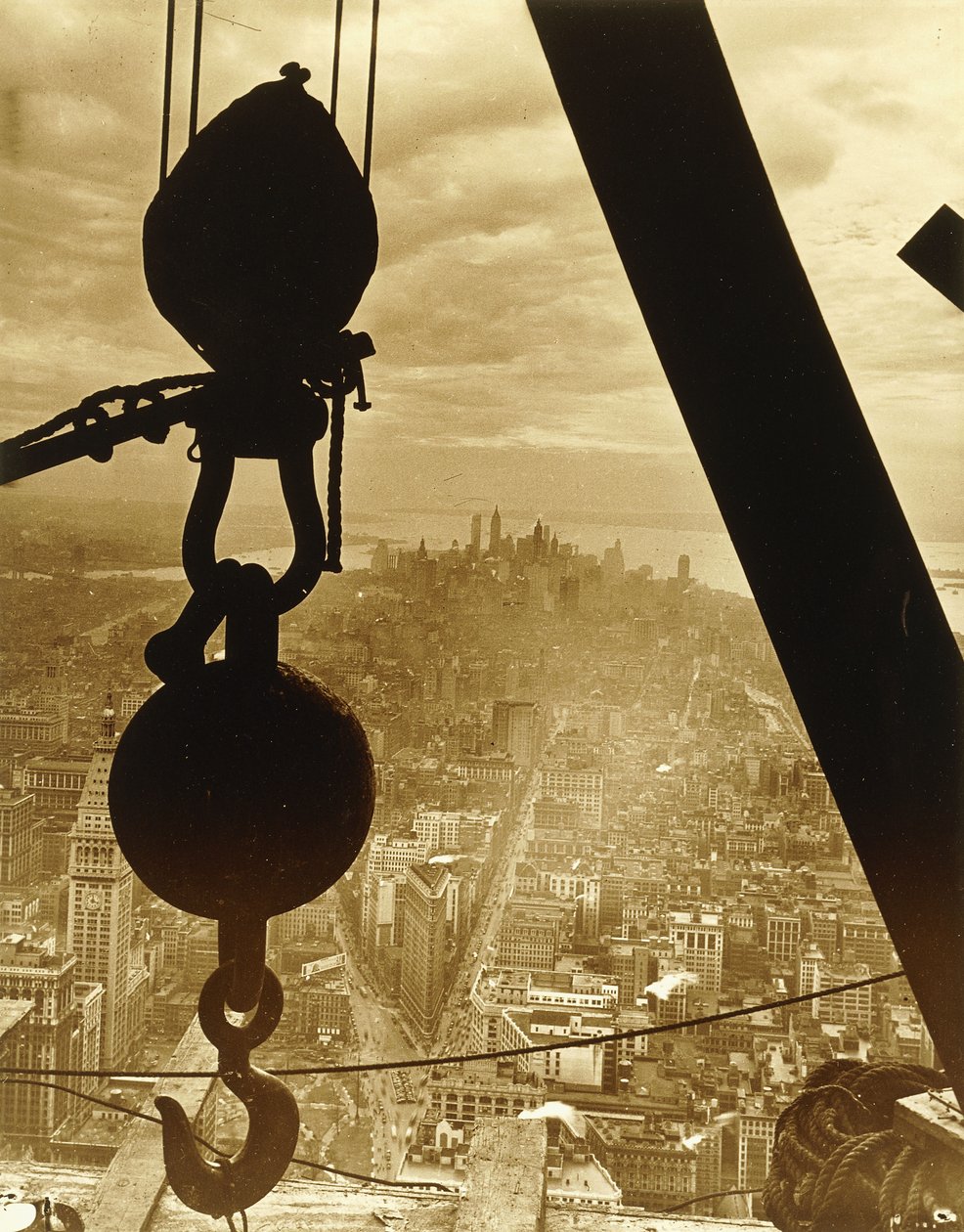 New York City fra Empire State Building, 1931 af Lewis Wickes Hine