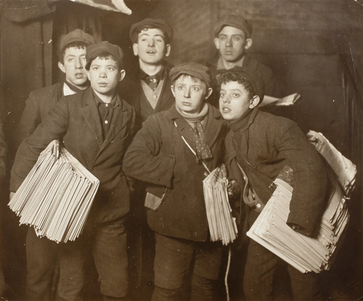 Avisdrenge af Lewis Wickes Hine