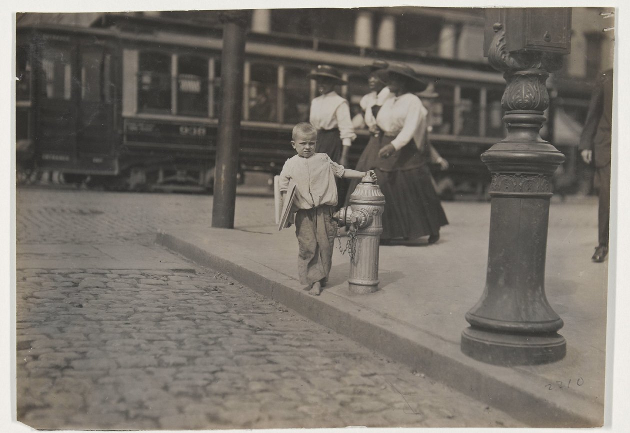 Avis sælger af Lewis Wickes Hine