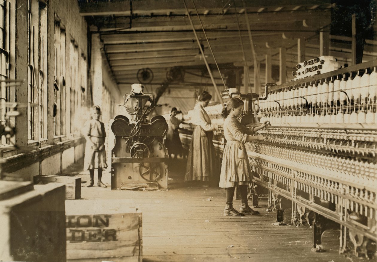 To unge spinnere i Catawba Cotton Mills, Newton, North Carolina, 1908 af Lewis Wickes Hine