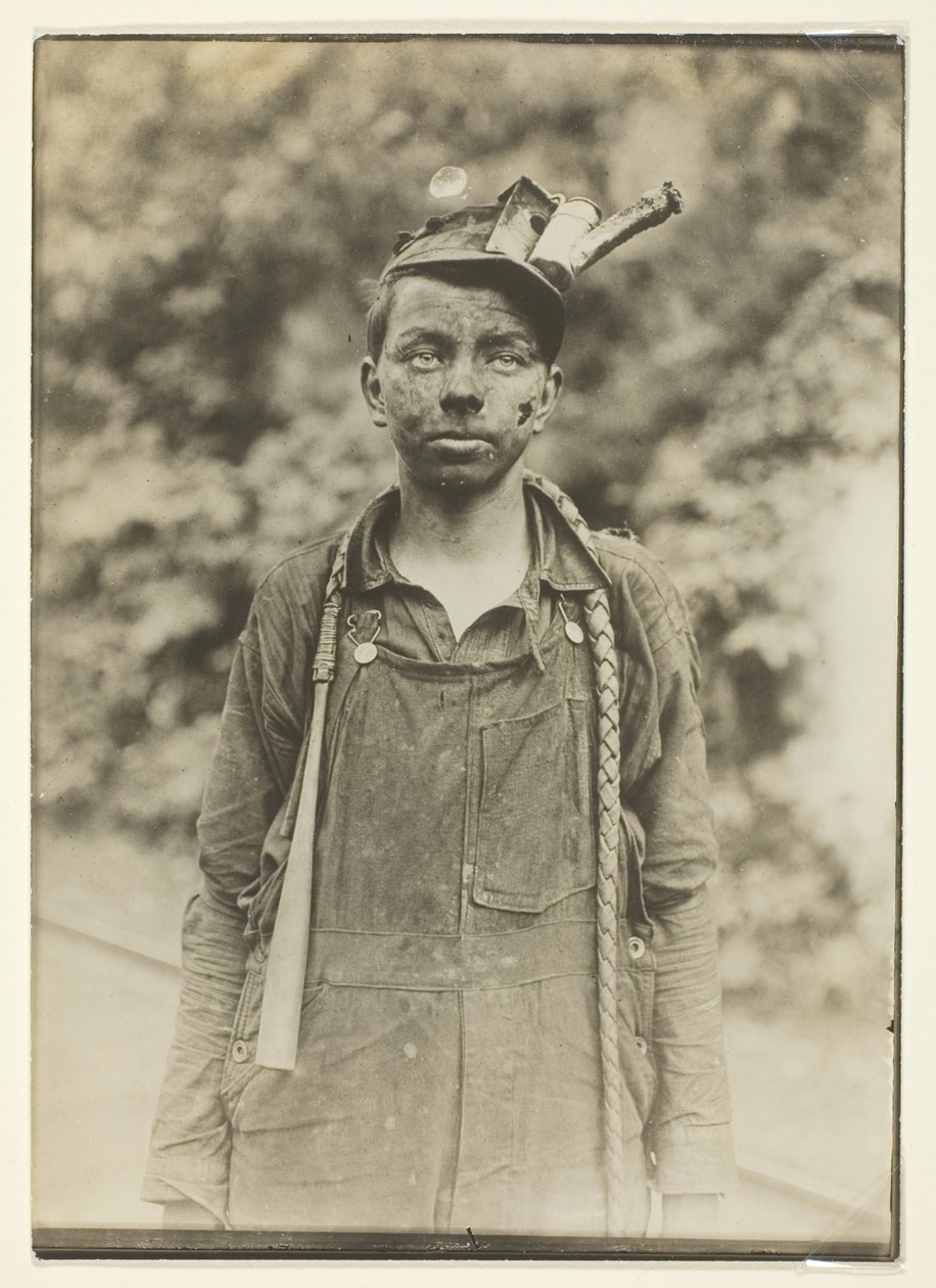 West Virgina, chauffør, åbningstider 7.00 til 17.30. af Lewis Wickes Hine