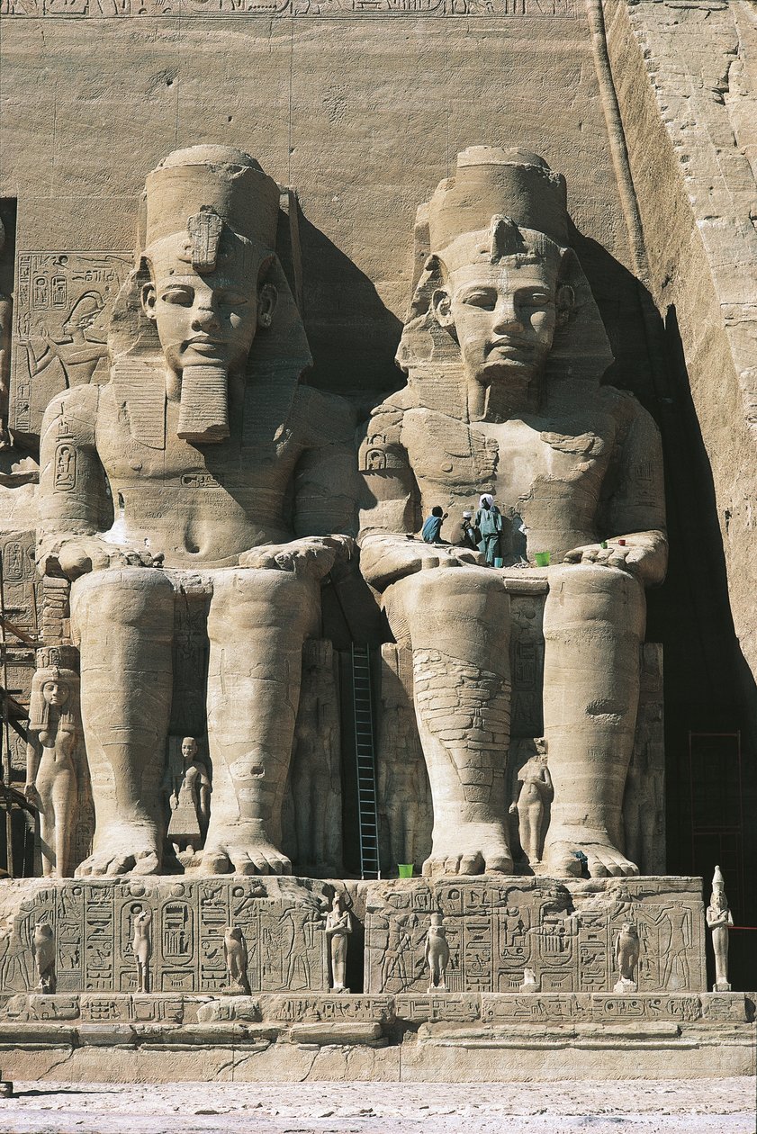 Kolossale sandstensfigurer af tronende Ramses II af Unbekannt Unbekannt