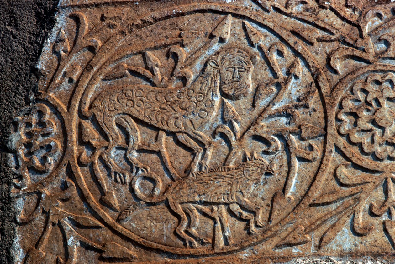 Stenrelief, der viser fantastiske dyr, Jomfruens Dormitions kirke (Panagia Skripou), Orchomenus, Boeotia, Grækenland, 9. århundrede (foto) af Unbekannt Unbekannt