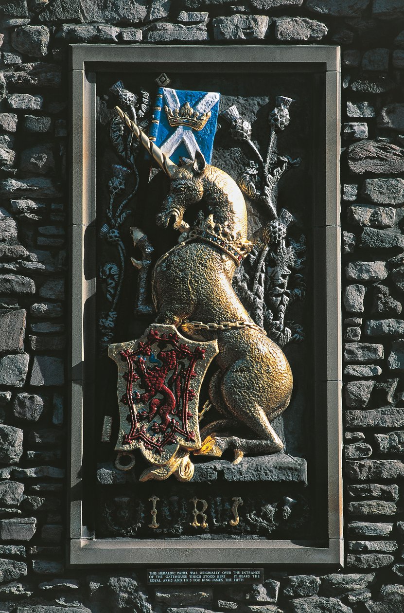 Enhjørning, heraldisk våbenskjold på facaden af Holyrood-paladset, Edinburgh, Skotland, Storbritannien af Unbekannt Unbekannt