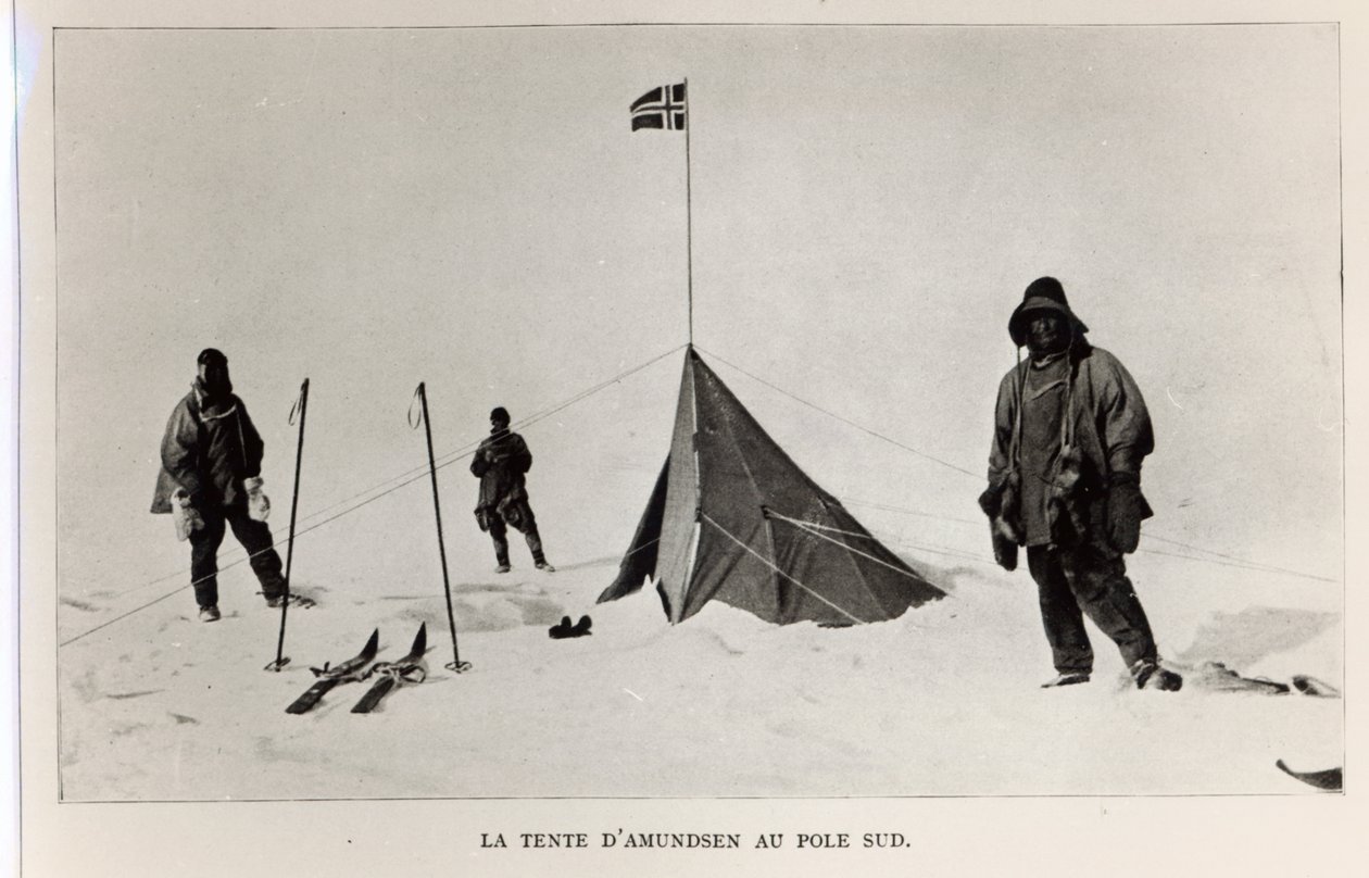 Telt efterladt på Sydpolen af Roald Amundsen (1872-1928) i 1911, 1912 af Lieutenant Henry Robertson Bowers