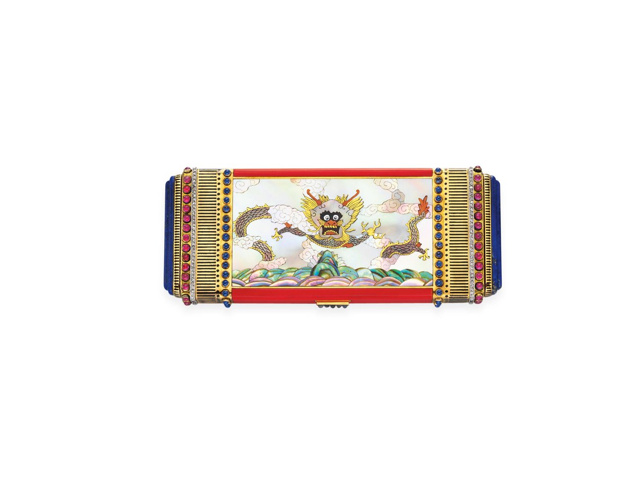 Art Deco-skabeskab, ca. 1925 (emalje, perlemor, rubiner, safirer, diamanter, lapis lazuli og guld) af Linzeler Marchak Linzeler Marchak