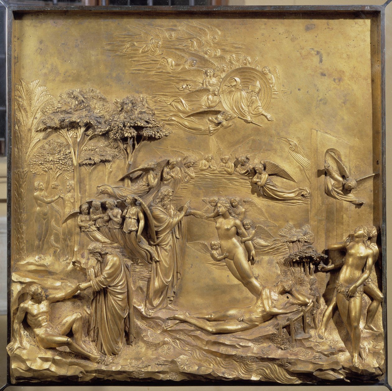 Historien om Adams liv: Adams fødsel, skabelsen af Eva og Adam og Eva jager fra Paradiset. Originalt panel af døren til Paradiset af Lorenzo Ghiberti