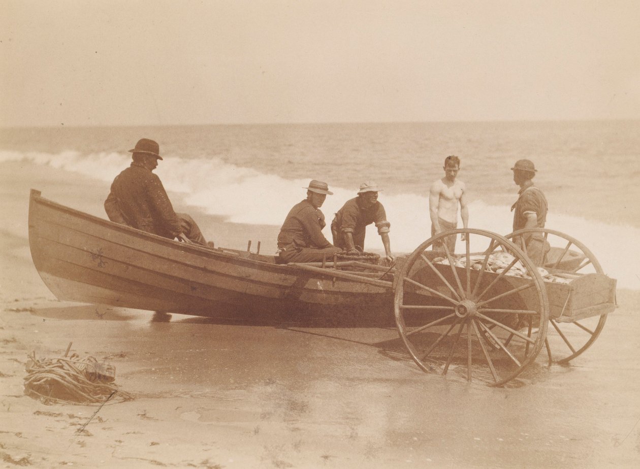 Fiskere, der losser en båd, Sea Bright, New Jersey af Louis Comfort Tiffany