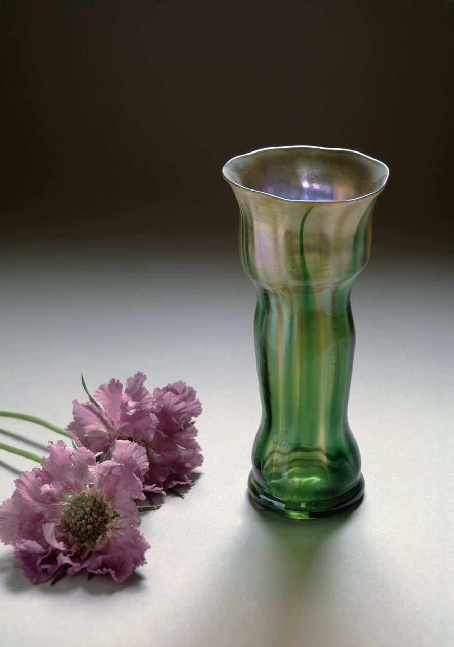 Iriserende glasvase af Louis Comfort Tiffany (1848-1933), Liberty stil af Louis Comfort Tiffany