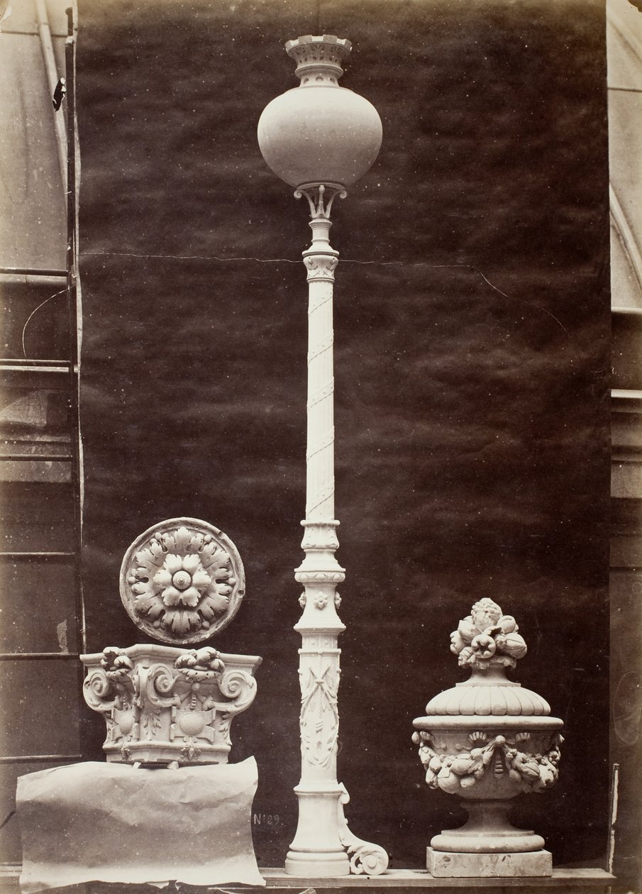 Interiørdetaljer og kandelaber, Théâtre du Vaudeville, Paris af Louis Emile Durandelle
