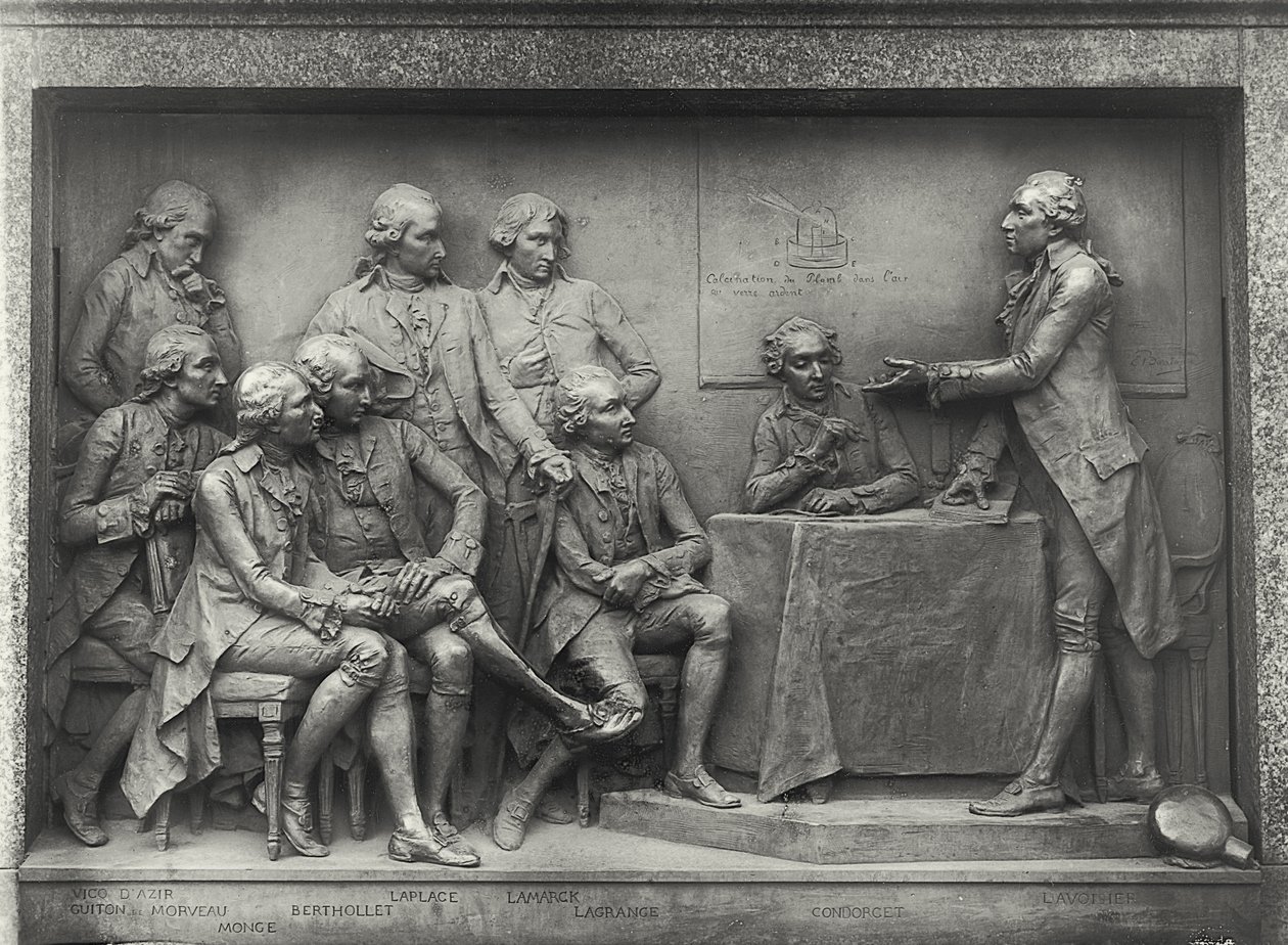 Antoine Laurent Lavoisier (1743-94) forklarer sin analyse af luft til sine kolleger (bronze) (s/h foto) af Louis Ernest Barrias
