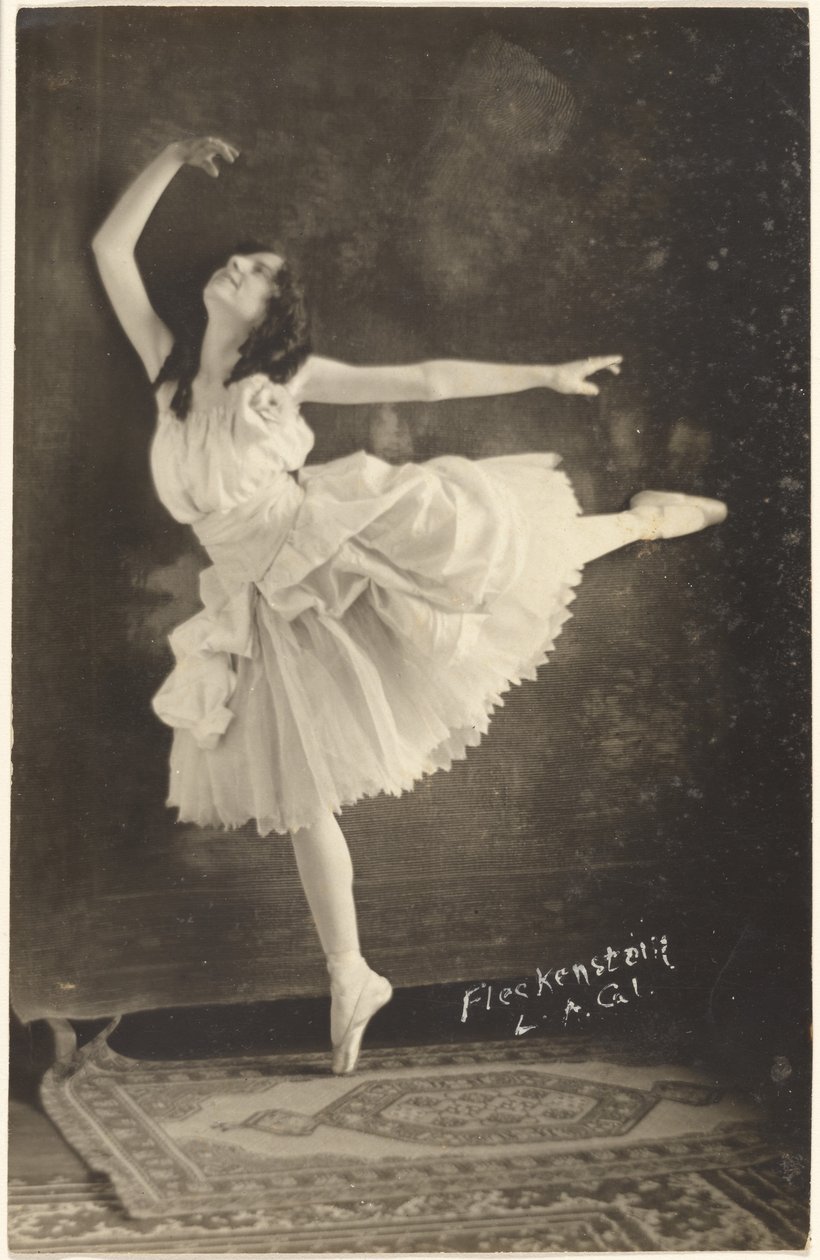 [Ballerina on Pointe] af Louis Fleckenstein