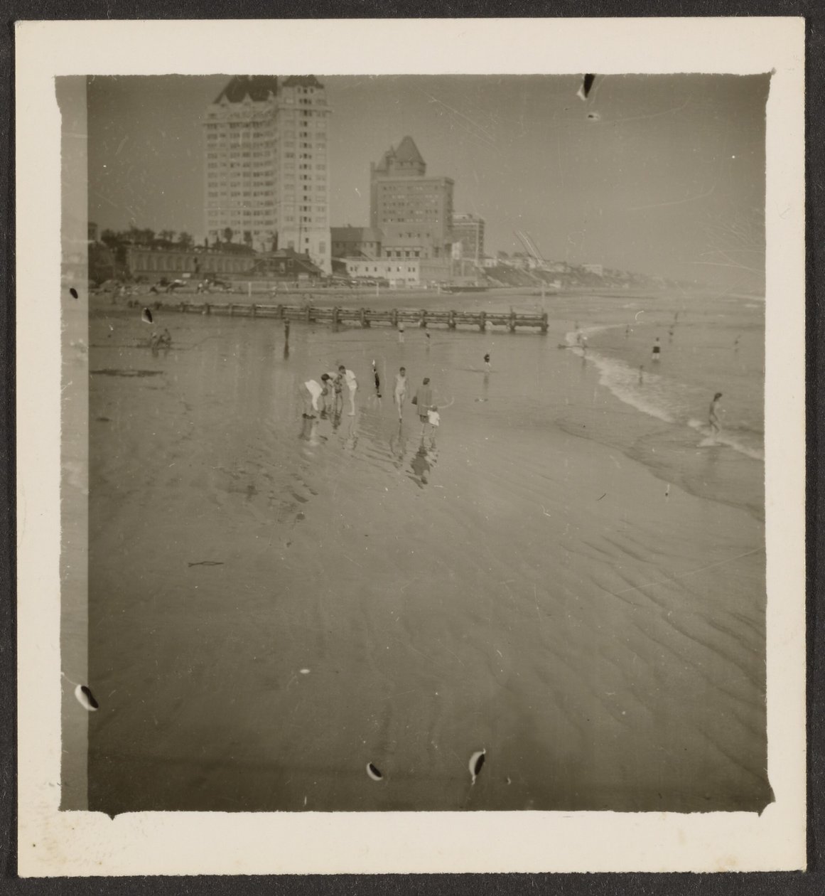 [Strandbillede] af Louis Fleckenstein