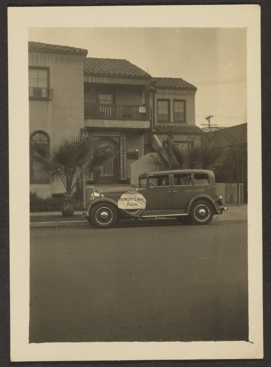 [Memory Lane Assoc.] af Louis Fleckenstein