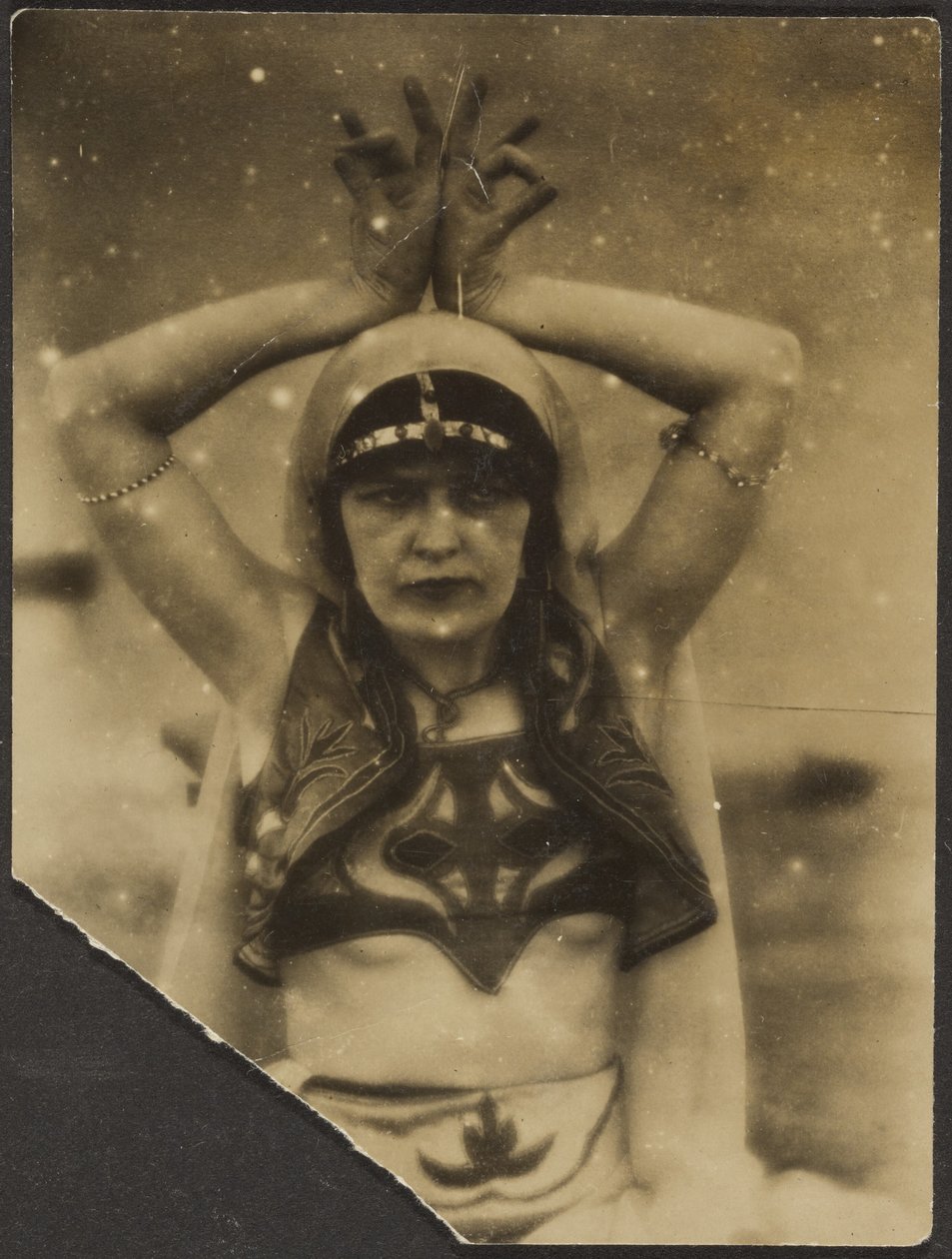 Nautch-pigen af Louis Fleckenstein