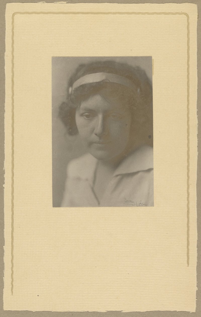 [Sara Holin] af Louis Fleckenstein