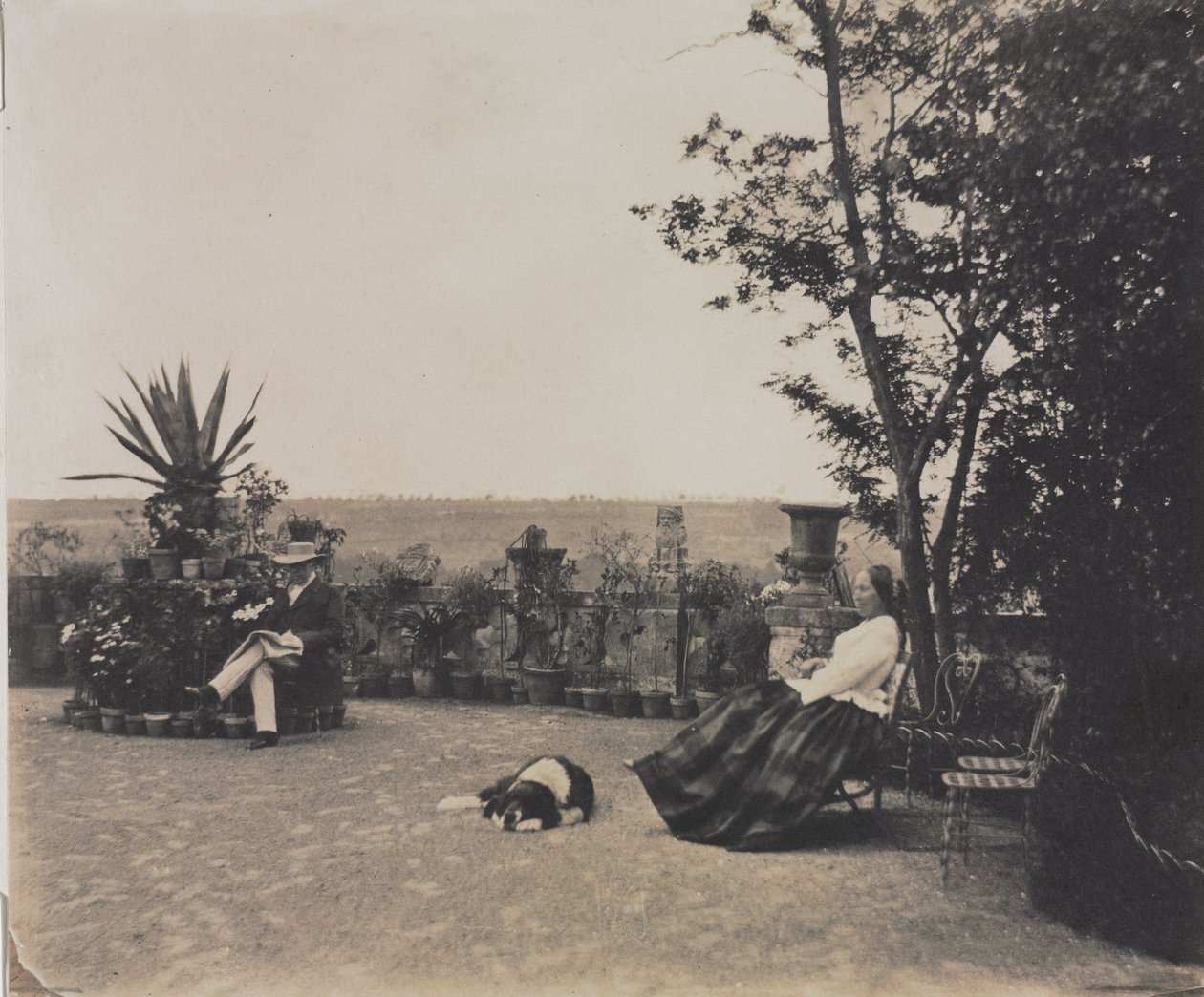 Uden titel (mand og kvinde slapper af), ca. 1854 (saltet papirtryk fra et vådt collodion-negativ på glas) af Louis Pierre Theophile Dubois de Nehaut