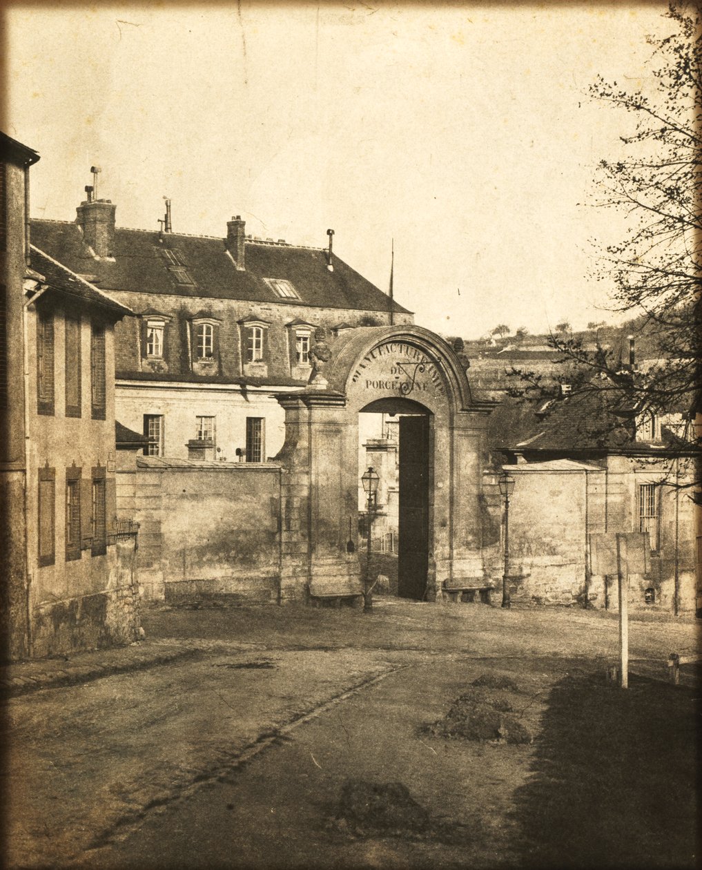 Døråbning til Sèvres Factory af Louis Rémy Robert