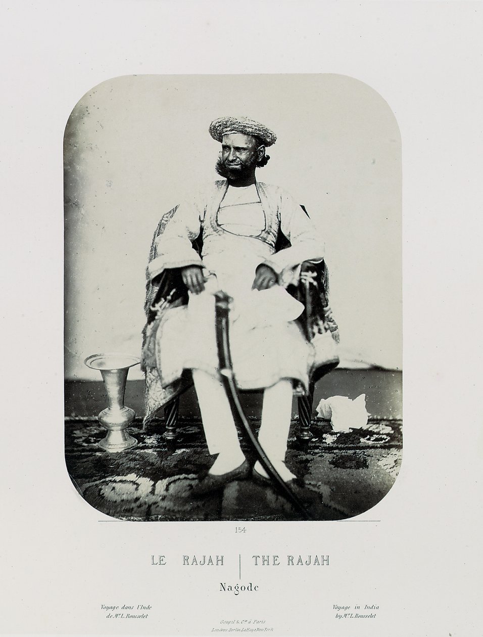En kongelig natch på øen Jug Navas Oudeypour; The Rajah, ca. 1865-68 (albumin print) af Louis Rousselet