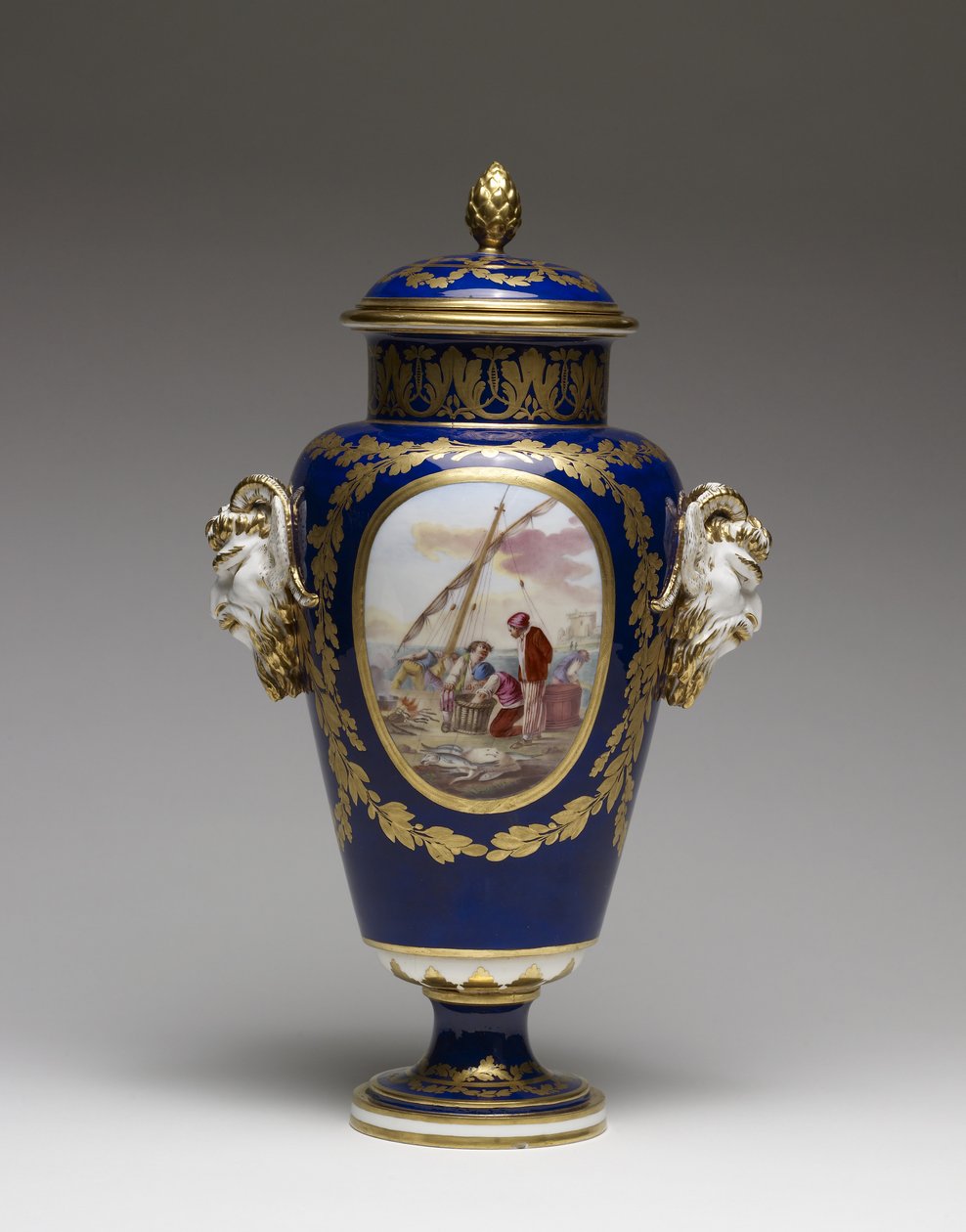 Vase (blødt porcelæn med maling og forgyldt) af Louis Simon Boizot