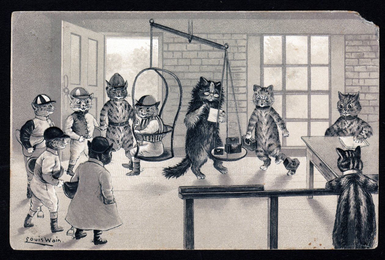 Vi udnytter det gode vejr. Dyr i menneskelig stilling. Kattejockey bliver vejet på en vægt. Postkort. Kromolitografi af Louis Wain (1860-1939), en engelsk kunstner kendt for sin skildring af katte med store øjne. Begyndelsen af ​​20 af Louis Wain