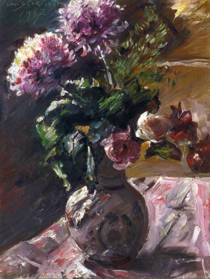 Krysantemum og roser i en kande af Lovis Corinth