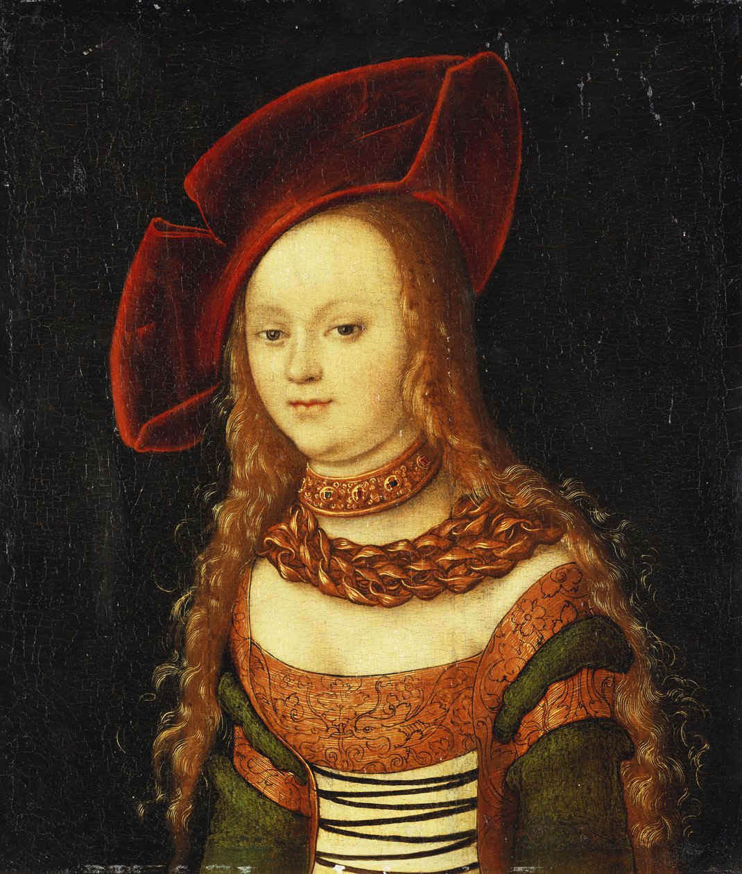 Portræt af en ung pige, halvlang, iført et grønt og guld kostume med en rød hat af Lucas Cranach