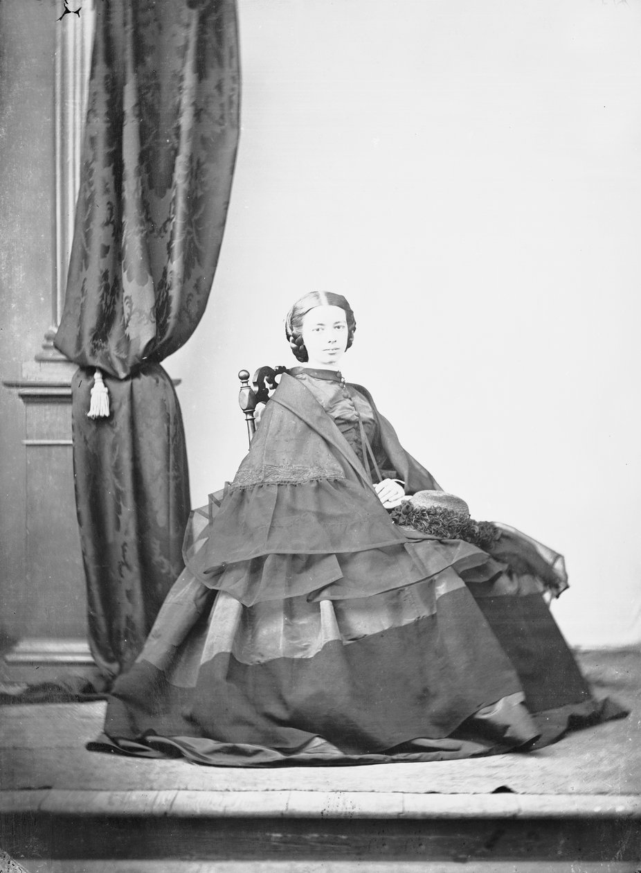 Portræt af en ædel romer poserer på et studiefoto af Ludovico Tuminello